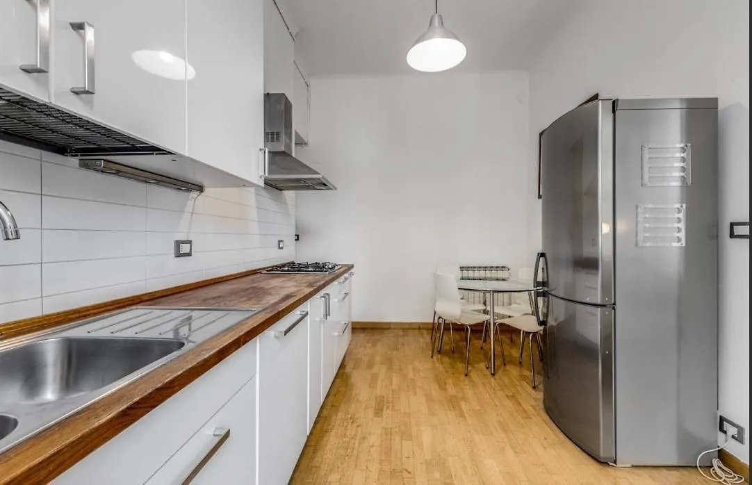 Ampio Monolocale Via Matteo Maria Boiardo 18 Milano Apartment 0*, Milan