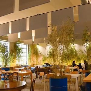Bovisa Urban Garden Hostel
