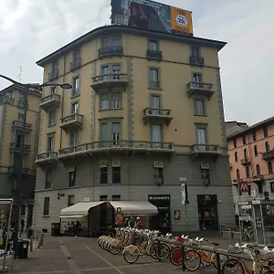 Panzió Aldebaran, Milánó